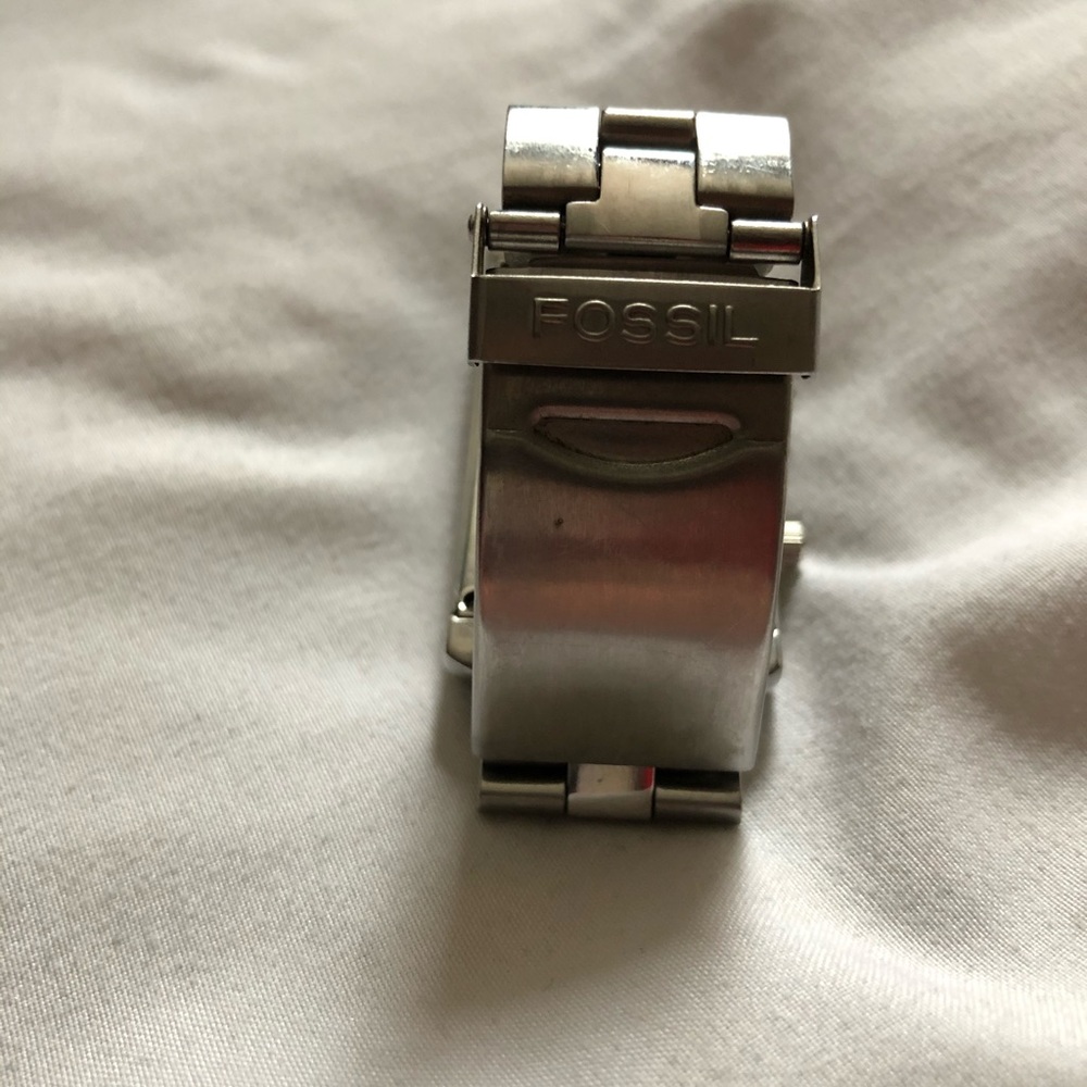 Fossil Watch - Picture 3 of 4